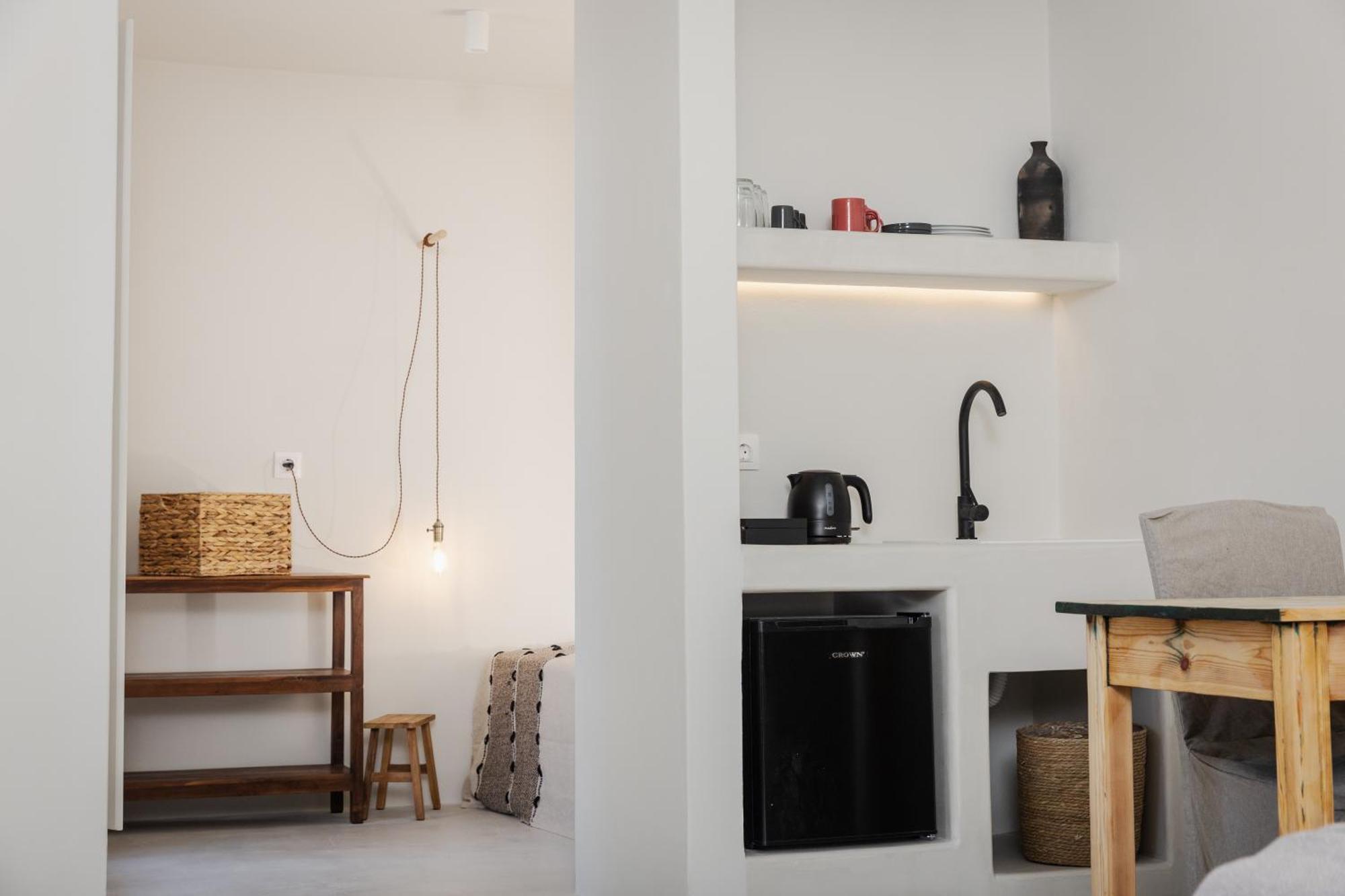 Scorpios Beach Monolithos  Room photo